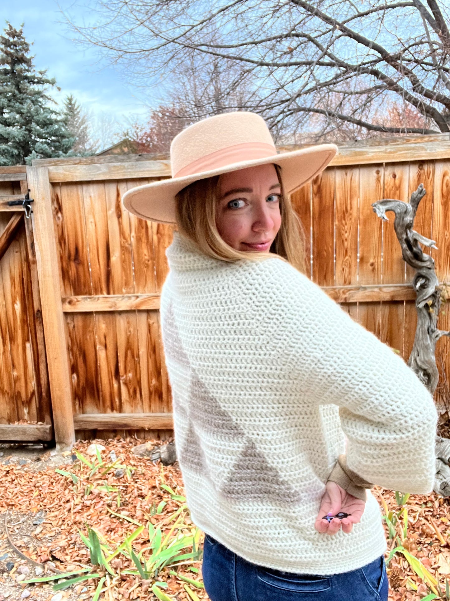 Wonderfluff Triangle Cardigan Pattern