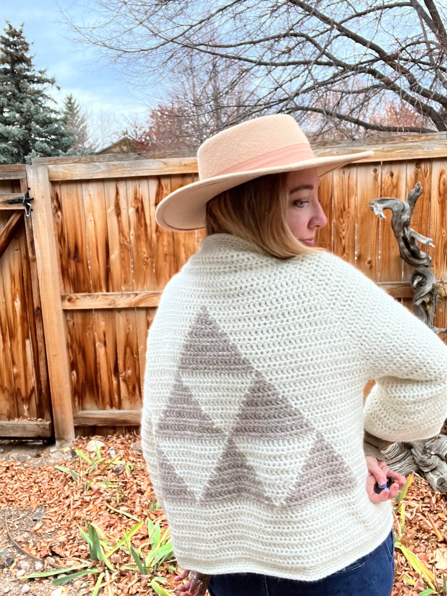 Wonderfluff Triangle Cardigan Pattern