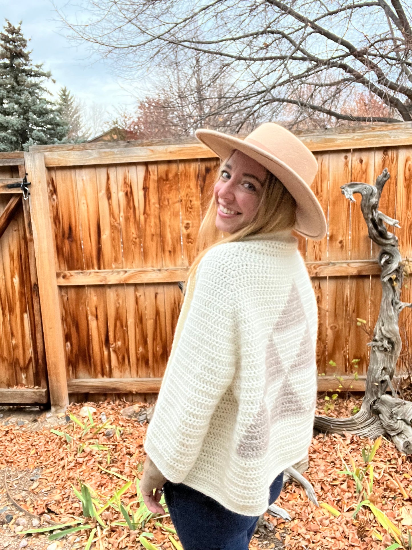 Wonderfluff Triangle Cardigan Pattern